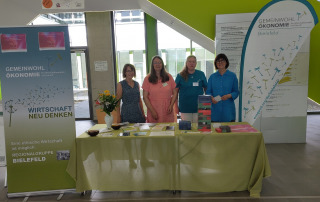 Infostand DFH Festival auf dem Uni Campus